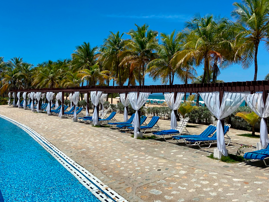 Costa Caribe Beach Hotel & Resort